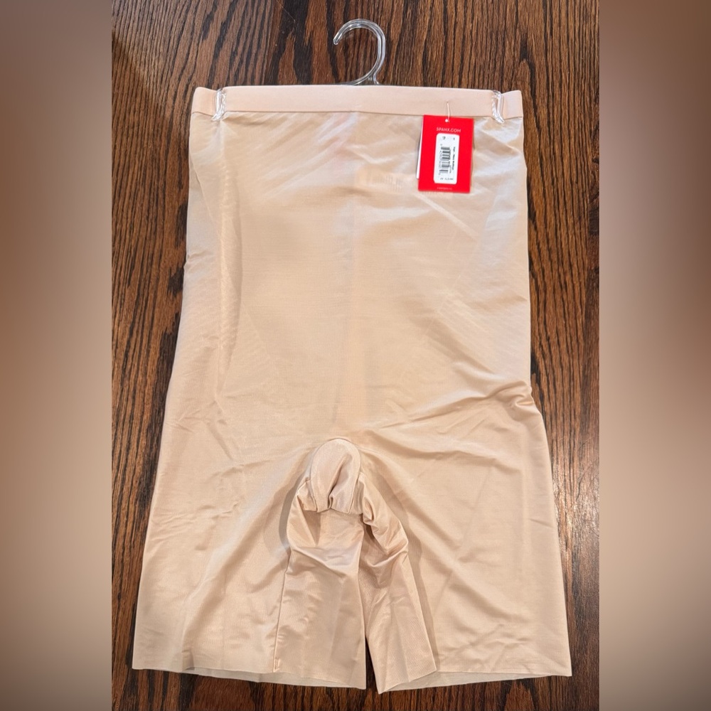 NWT...SPANX Nude High-Waist Shaping Shorts